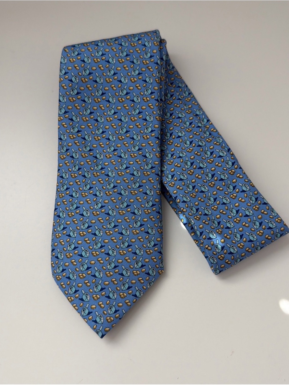 Vineyard Vines Dreidel Themed Blue/Gold Silk Tie